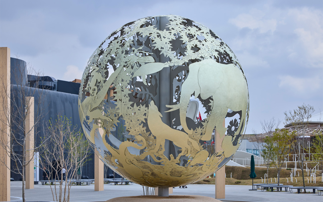 万博会場でのオブジェ