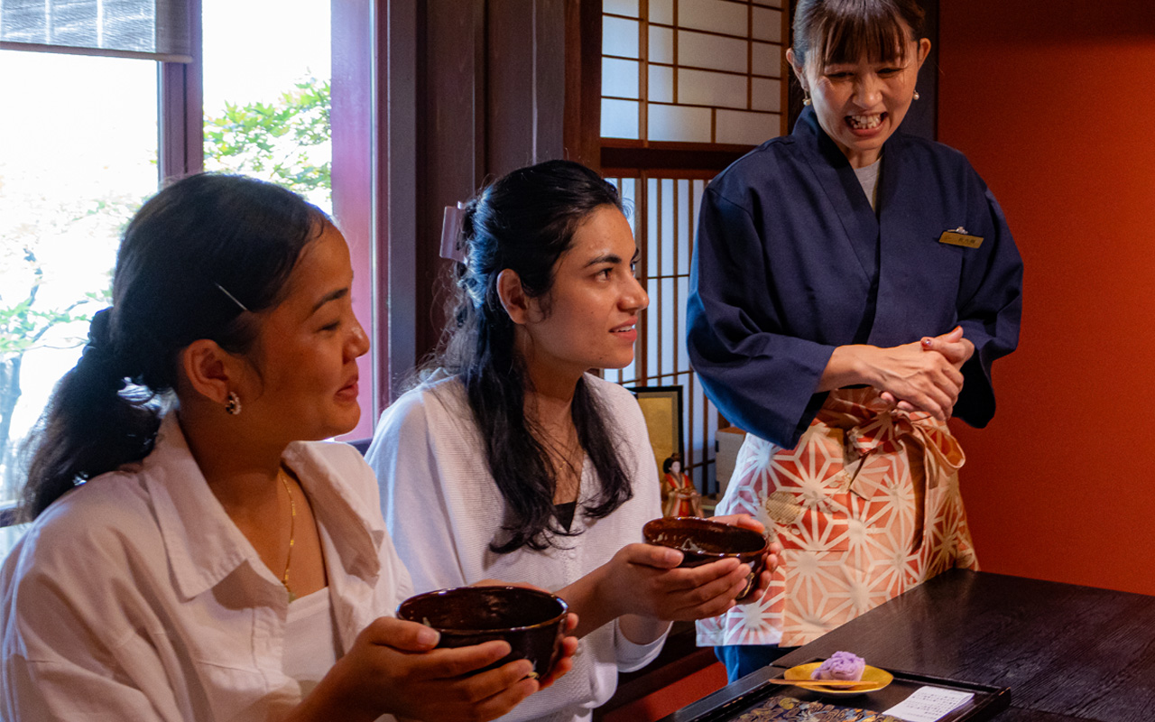 お抹茶と和菓子の体験