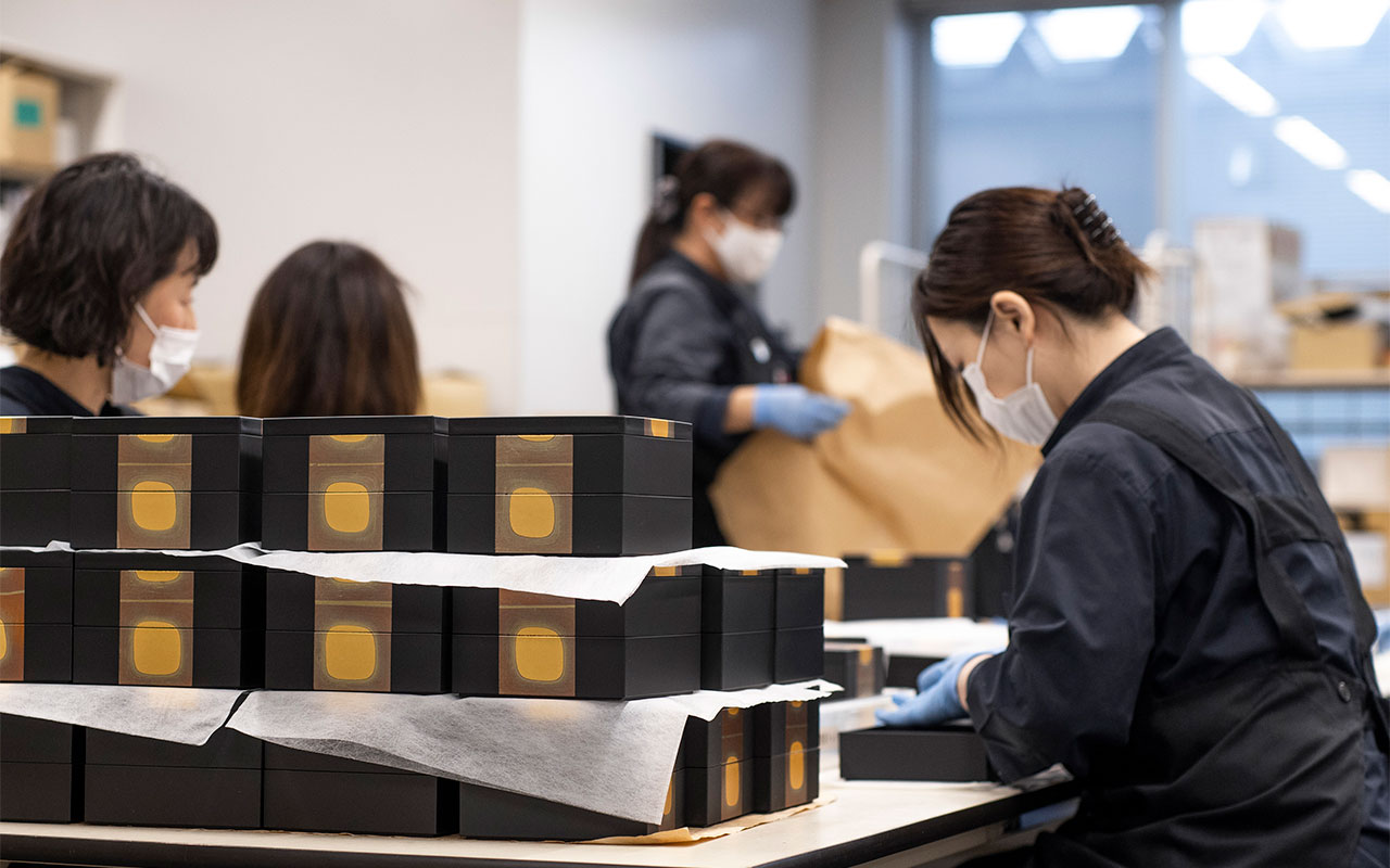 箔一の工場のものづくりの様子