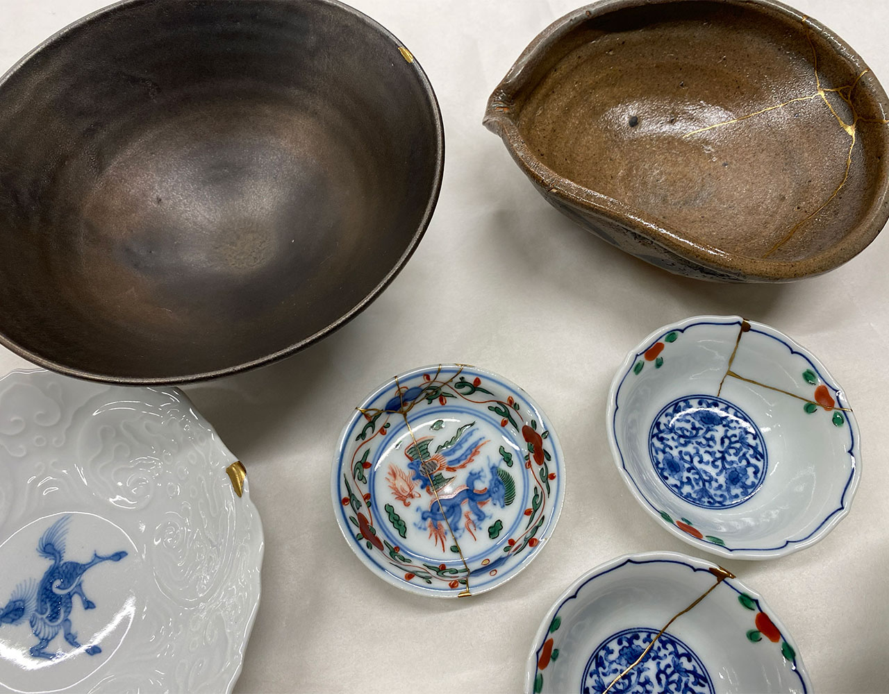 能登地震で被災した料理店『一本杉 川嶋』の器を金継ぎで修復 。「器に宿る物語」を未来へつなぐ、文化支援のかたち。